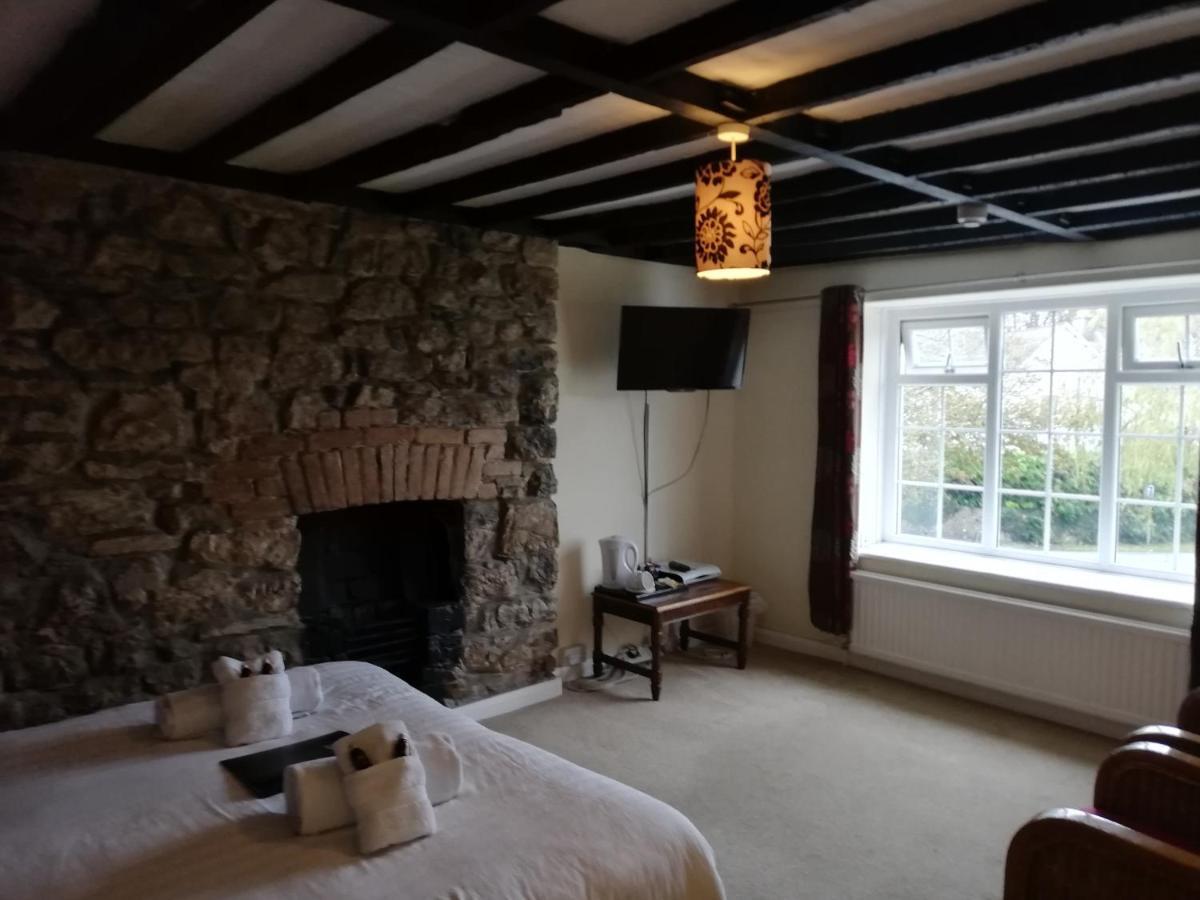 Parsonage Farm Inn Saint Florence Eksteriør billede