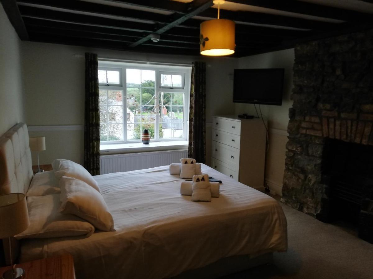 Parsonage Farm Inn Saint Florence Eksteriør billede